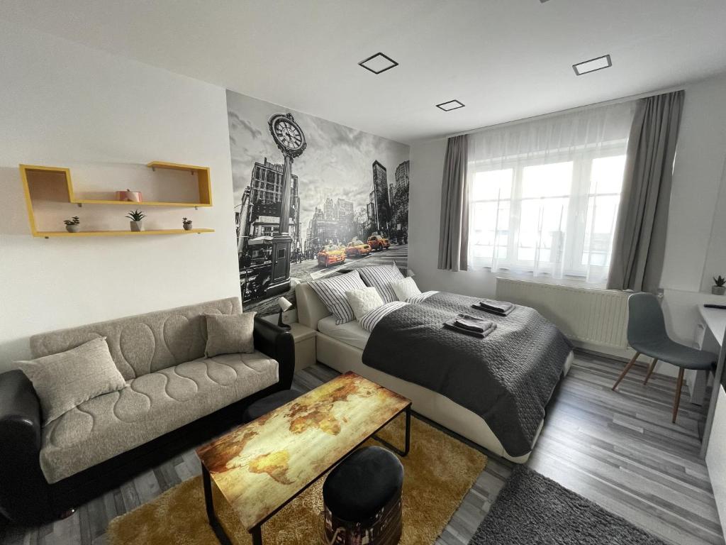 BRS22 Rooms