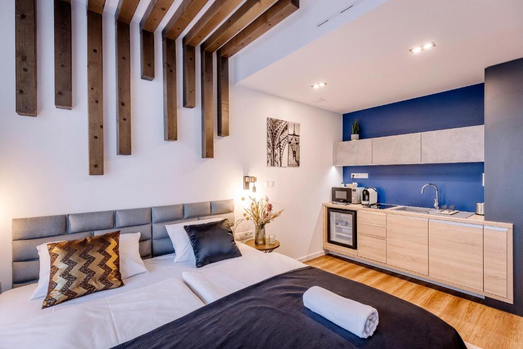 Amade Apartments