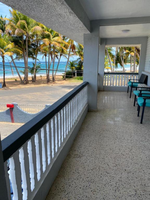 Cozy Beach Apartment