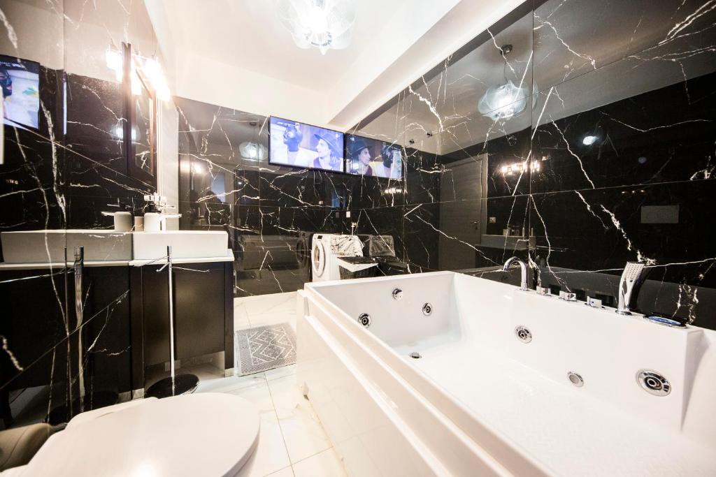 Exclusive with Jacuzzi between Portofino and 5 Terre