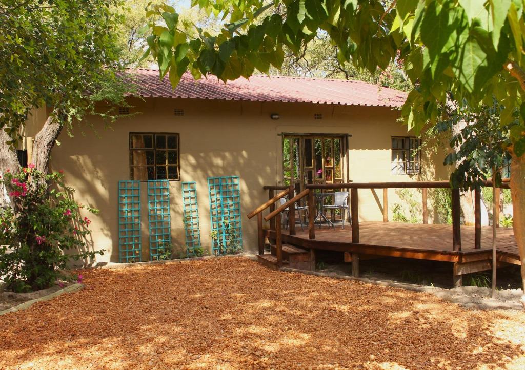 Acacia Cottage