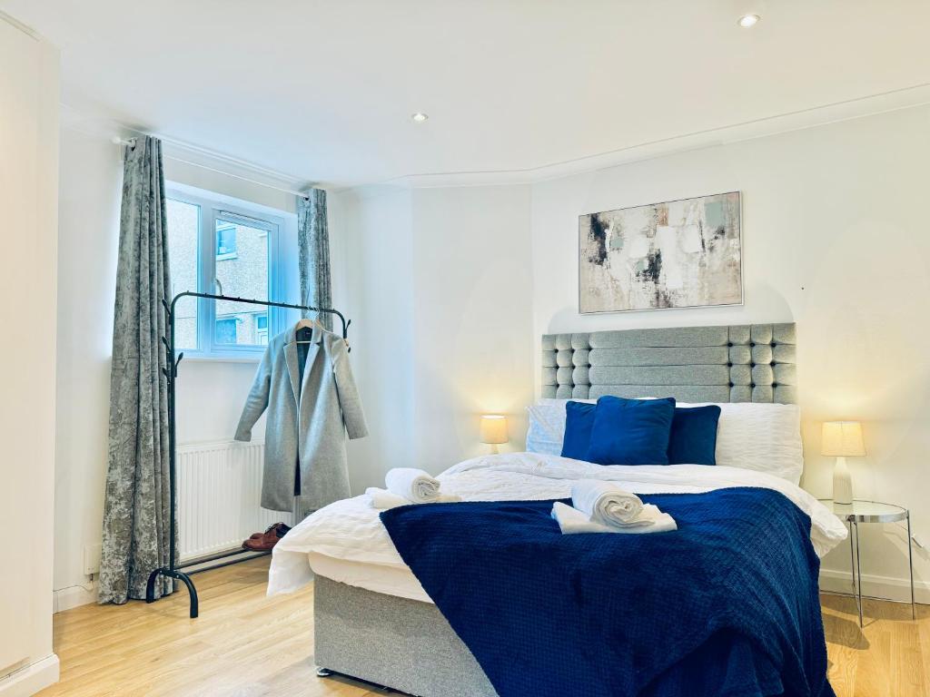 Ground Floor Flat Close to Market
