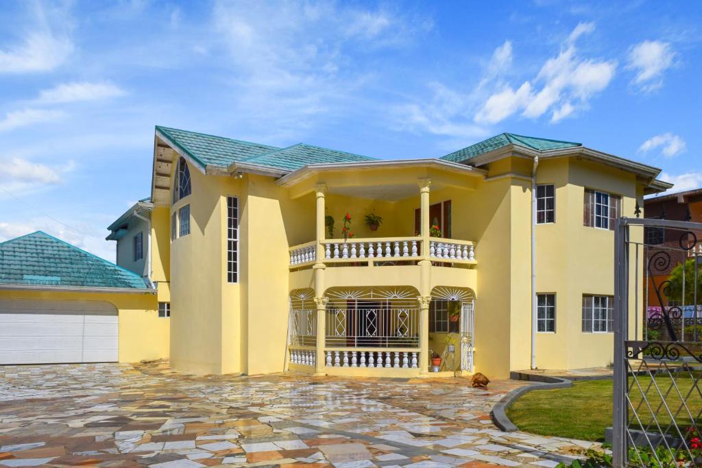 Apartment in Mandeville