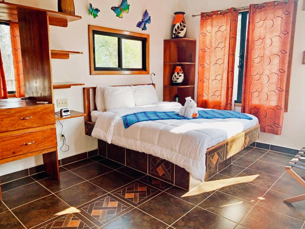 Mariposa Jungle Lodge