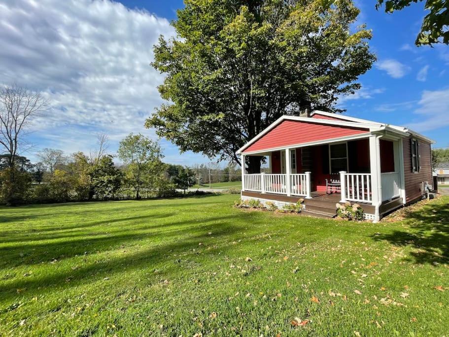 Cozy Cottage Convenience