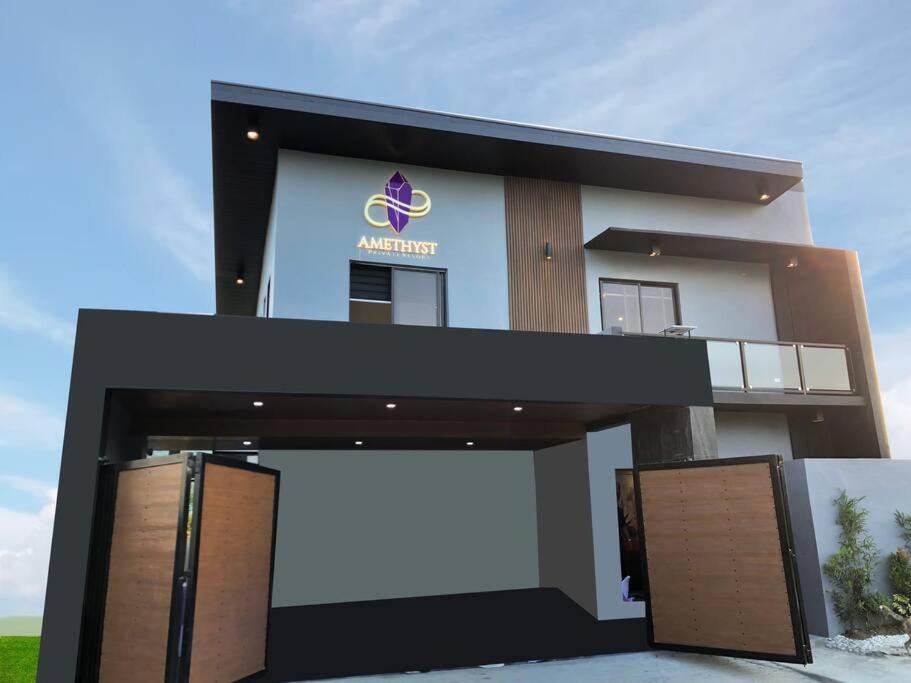 Vacation House in Laguna - AMETHYST PRIVATE RESORT