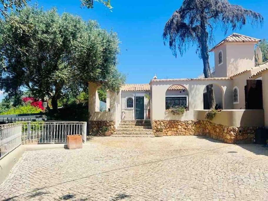 Villa - Algarve, private pool, lake and gardens