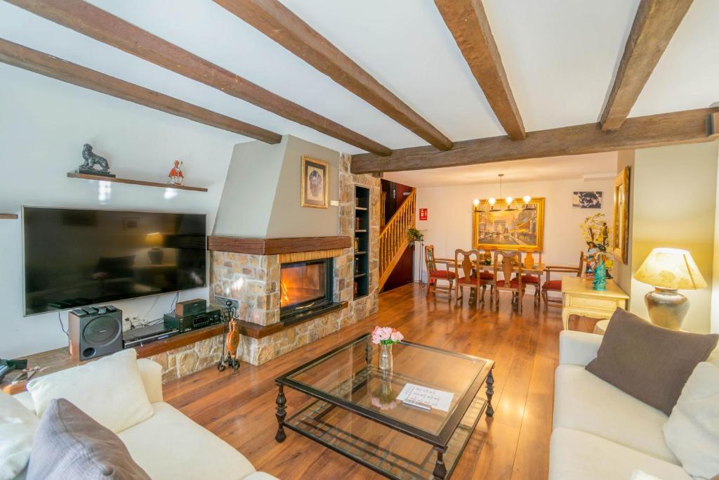Casa Valdizarbe, espaciosa casa rural próxima a Pamplona