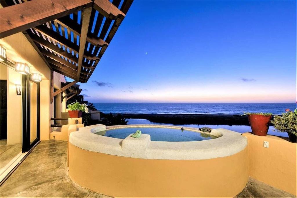 NEW Luxury Getaway - Pool, Spa, Sunset, VIEWS @ Casa Bella