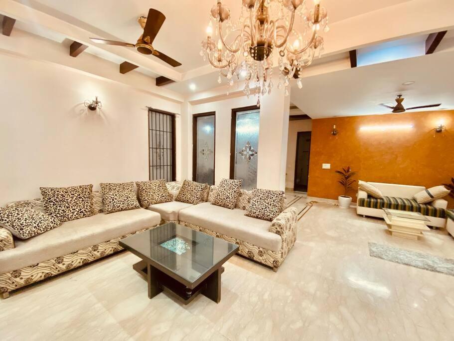 Park facing bungalow