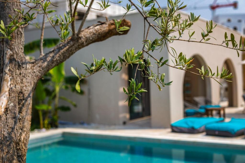 Drymades Inn Resort