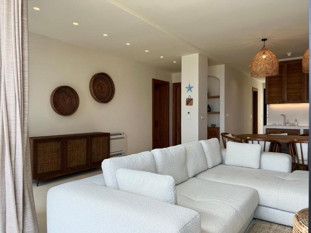 White Pearl Villa