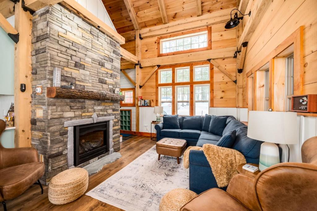Lake Winnipesaukee - Waterfront - 312